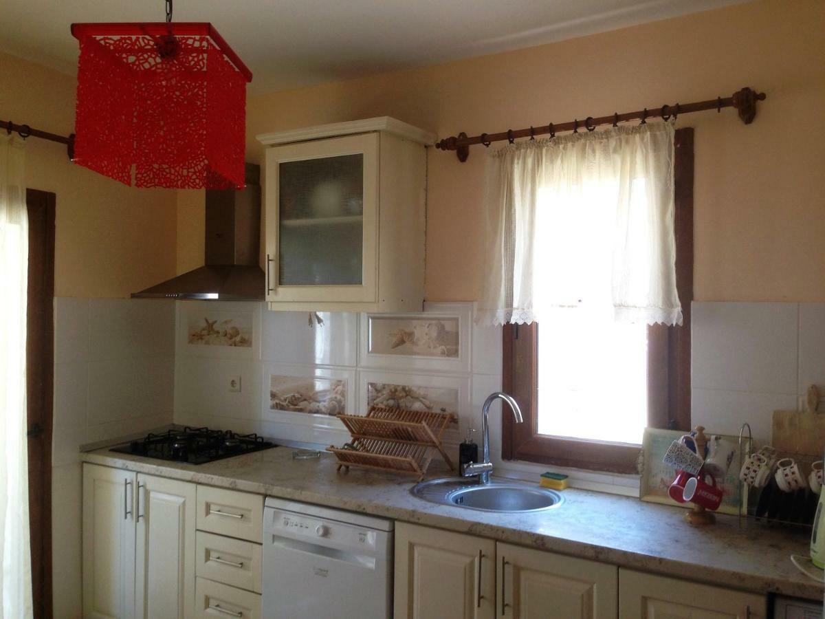 Smyrna Pansiyon Kaş Luaran gambar